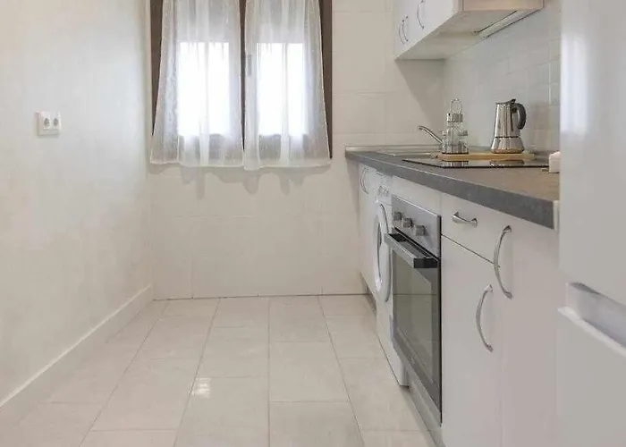 La Casita Del Caracol By Ap * Toledo